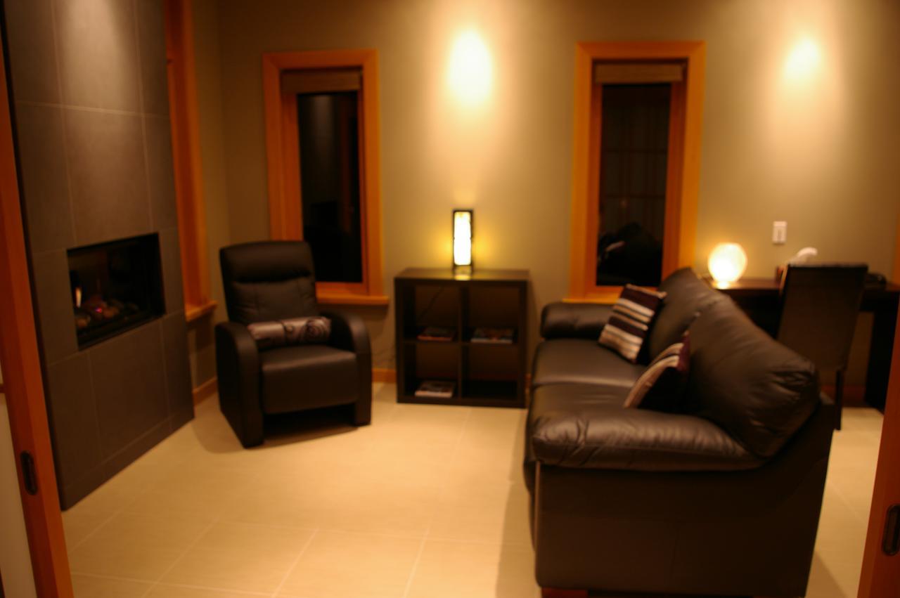 Shades Of Jade Inn & Spa Roberts Creek 외부 사진
